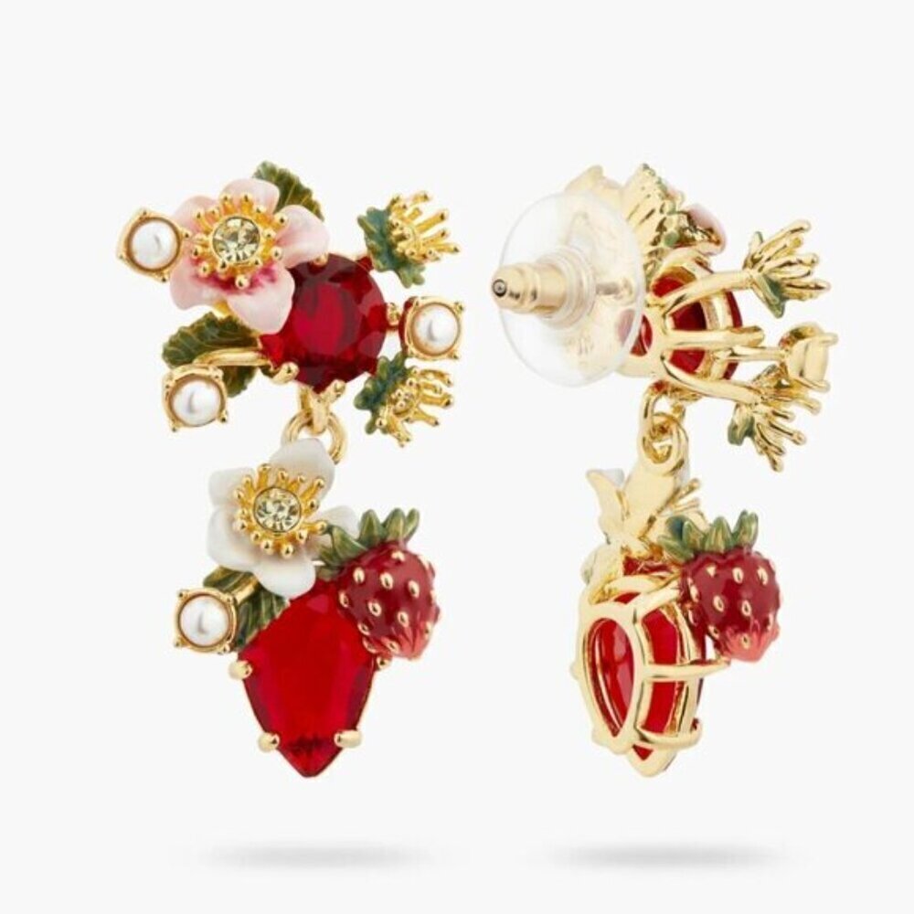 LES NEREIDES WILD STRAWBERRY AND STRAWBERRY FLOWER EARRINGS | ATBG1011 - Picture 4 of 5